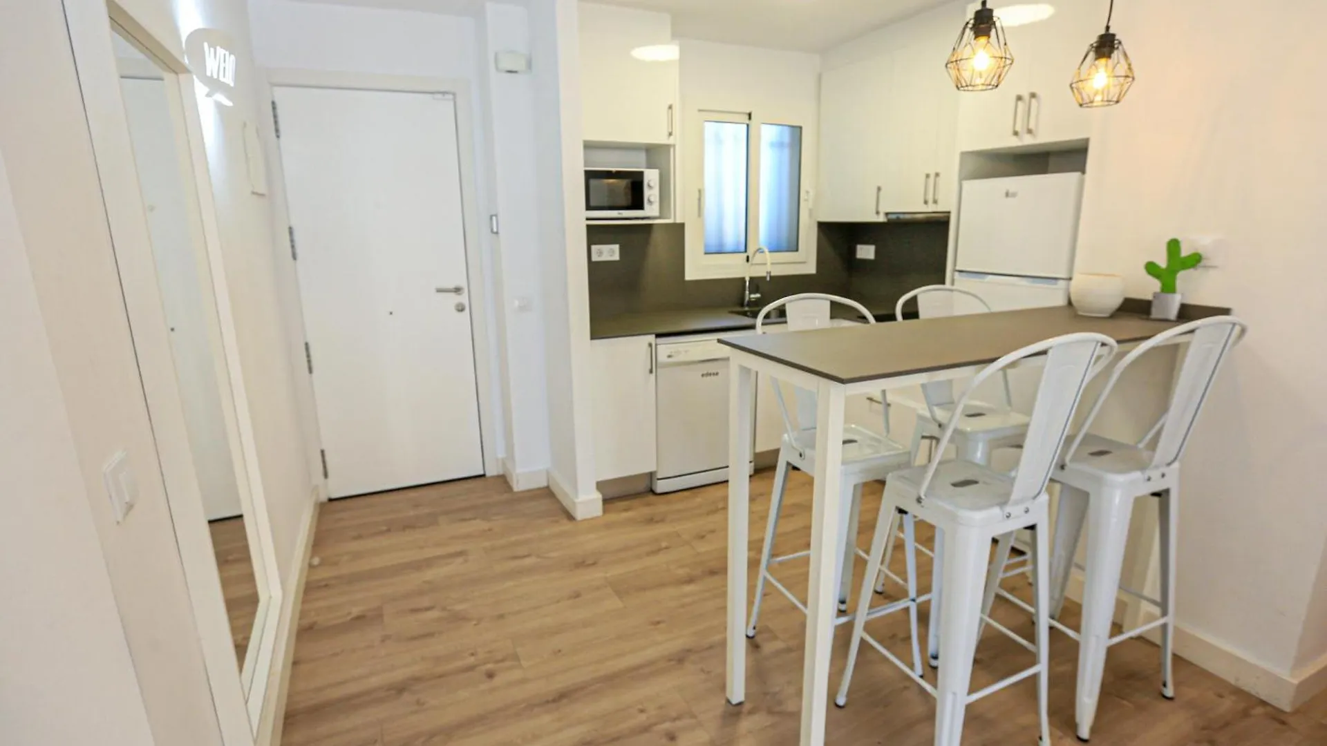 Апартаменты Torrealta Litoral Only Families Салоу